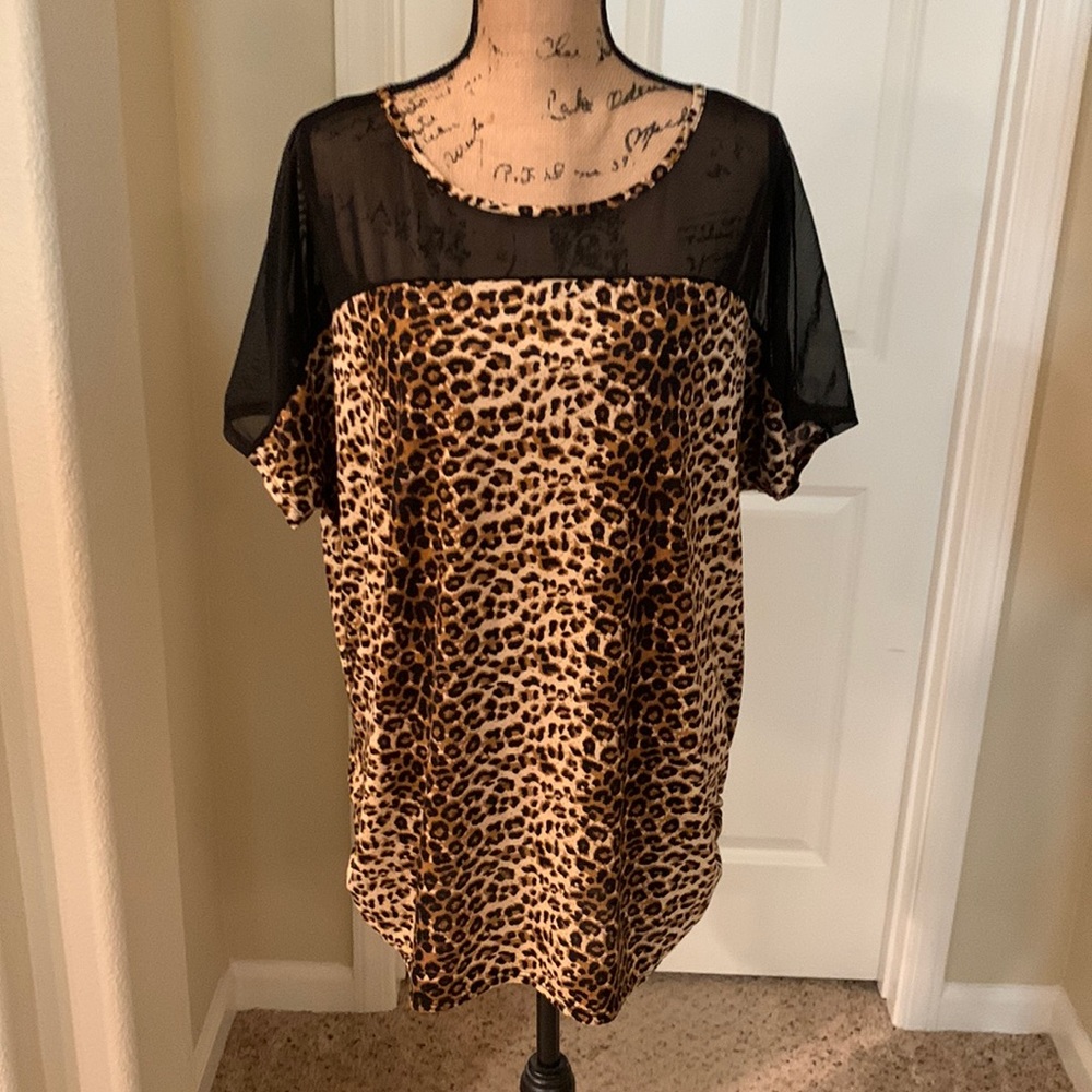 Women’s Leopard Top